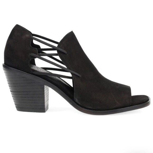 Eileen Fisher Allie Cutout Sandals Black - Picture 3 of 13